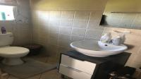 Main Bathroom - 2 square meters of property in Stonehenge