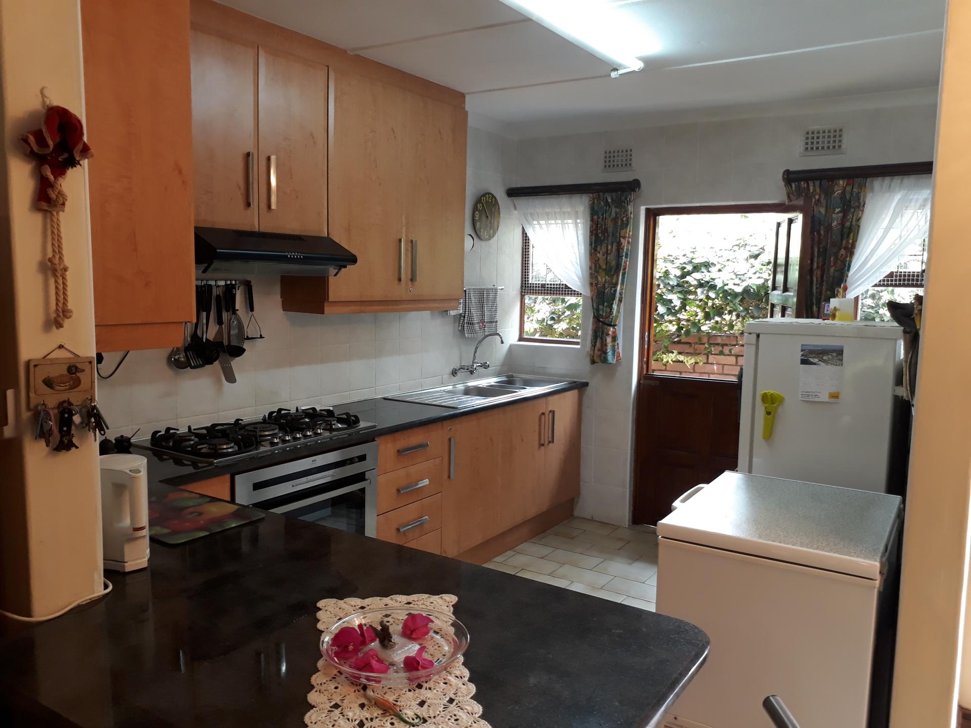 Kitchen - 21 square meters of property in St Lucia
