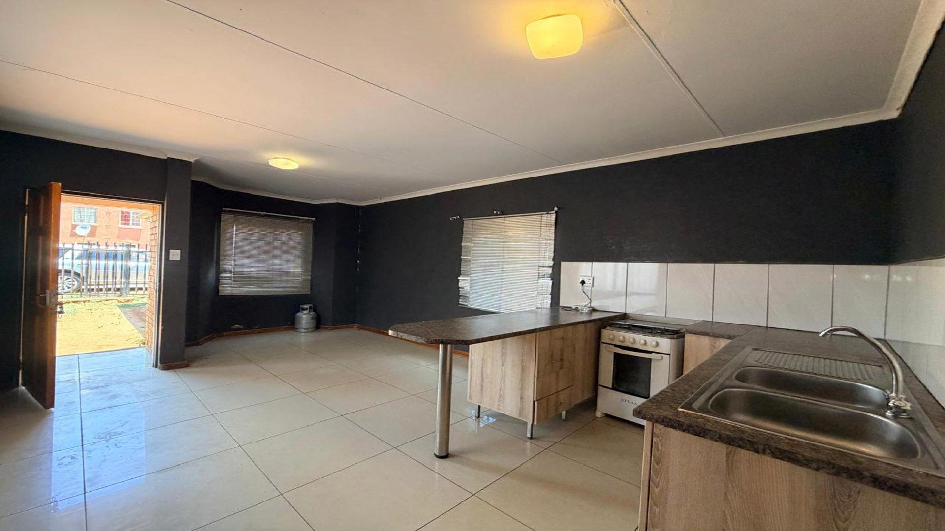 Kitchen of property in Kimberley