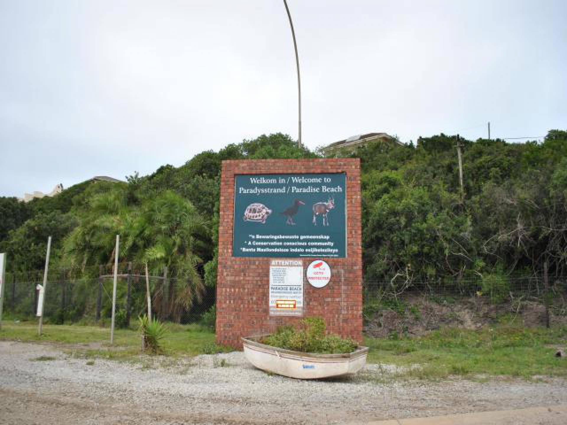 Front View of property in Paradise Beach