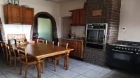 Kitchen - 16 square meters of property in Flora Park AH