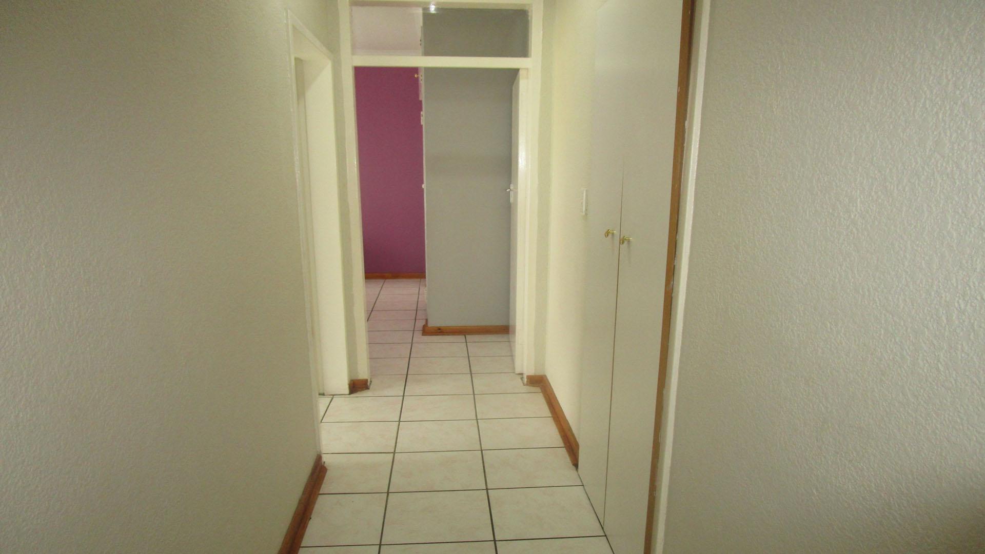 Spaces - 14 square meters of property in Pomona