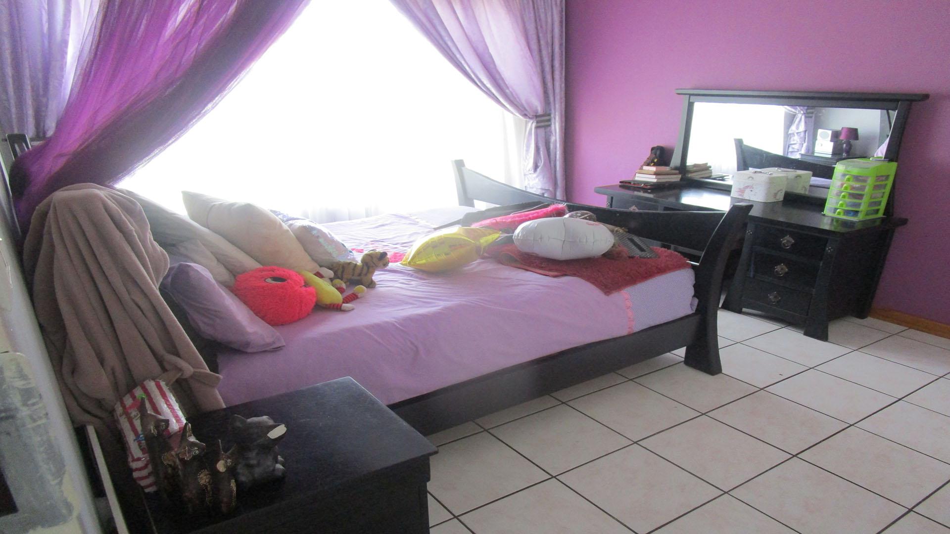 Bed Room 3 - 16 square meters of property in Pomona