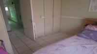 Bed Room 1 - 13 square meters of property in Pomona