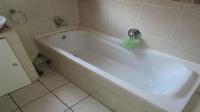 Main Bathroom - 6 square meters of property in Pomona