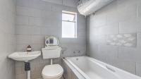 Bathroom 1 - 4 square meters of property in Fleurhof