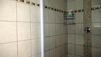 Main Bathroom - 4 square meters of property in Waterkloof (Rustenburg)