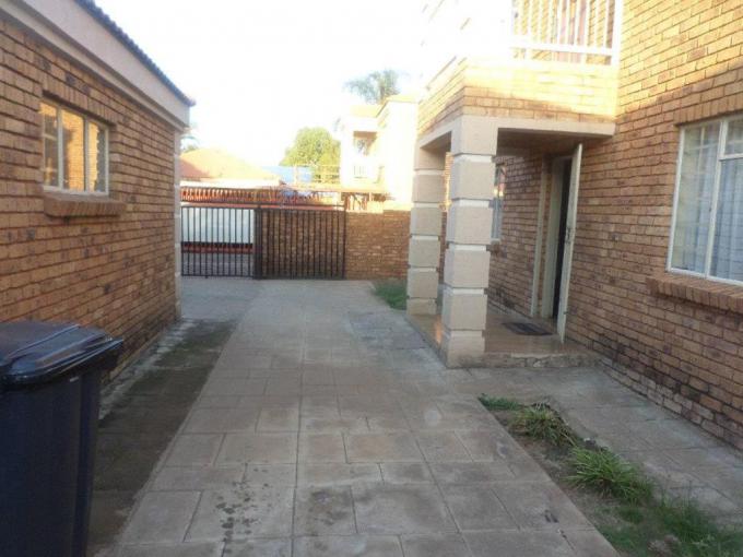 3 Bedroom House to Rent in Pretoria Gardens Property to re