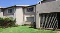 Front View of property in Glen Marais