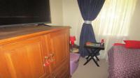 Bed Room 1 - 9 square meters of property in Glen Marais