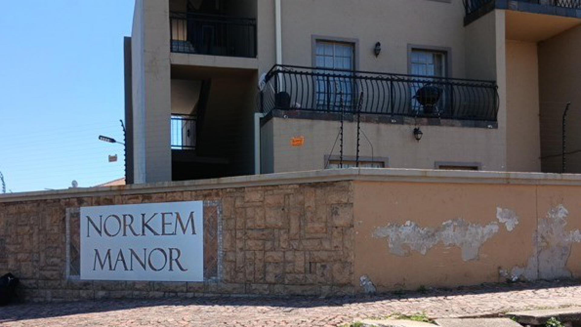 Front View of property in Norkem park