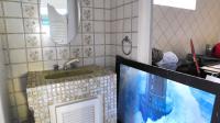 Bathroom 2 of property in Dawncrest