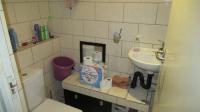Bathroom 1 - 4 square meters of property in Braamfontein