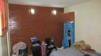 Bed Room 1 - 18 square meters of property in Braamfontein