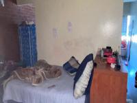 Bed Room 1 - 18 square meters of property in Braamfontein