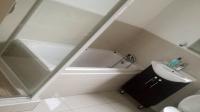 Bathroom 1 - 6 square meters of property in Crystal Park