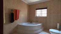 Main Bathroom - 11 square meters of property in Fairlands