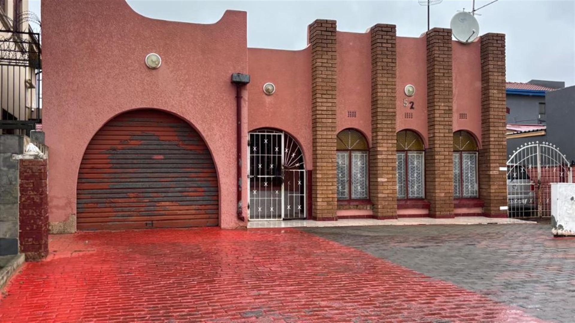 Front View of property in Lenasia