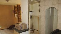 Kitchen - 11 square meters of property in Turffontein