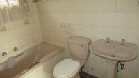 Main Bathroom - 4 square meters of property in Turffontein