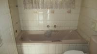 Main Bathroom - 4 square meters of property in Turffontein