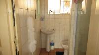 Bathroom 1 - 4 square meters of property in Turffontein