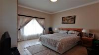 Bed Room 2 - 23 square meters of property in Hartenbos
