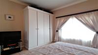 Bed Room 2 - 23 square meters of property in Hartenbos