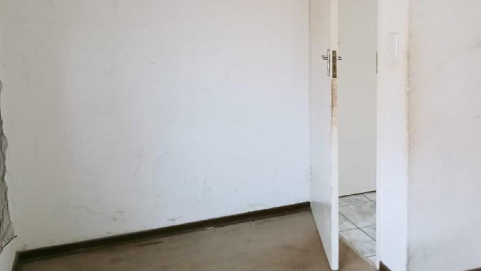 Bed Room 1 of property in Zakariyya Park