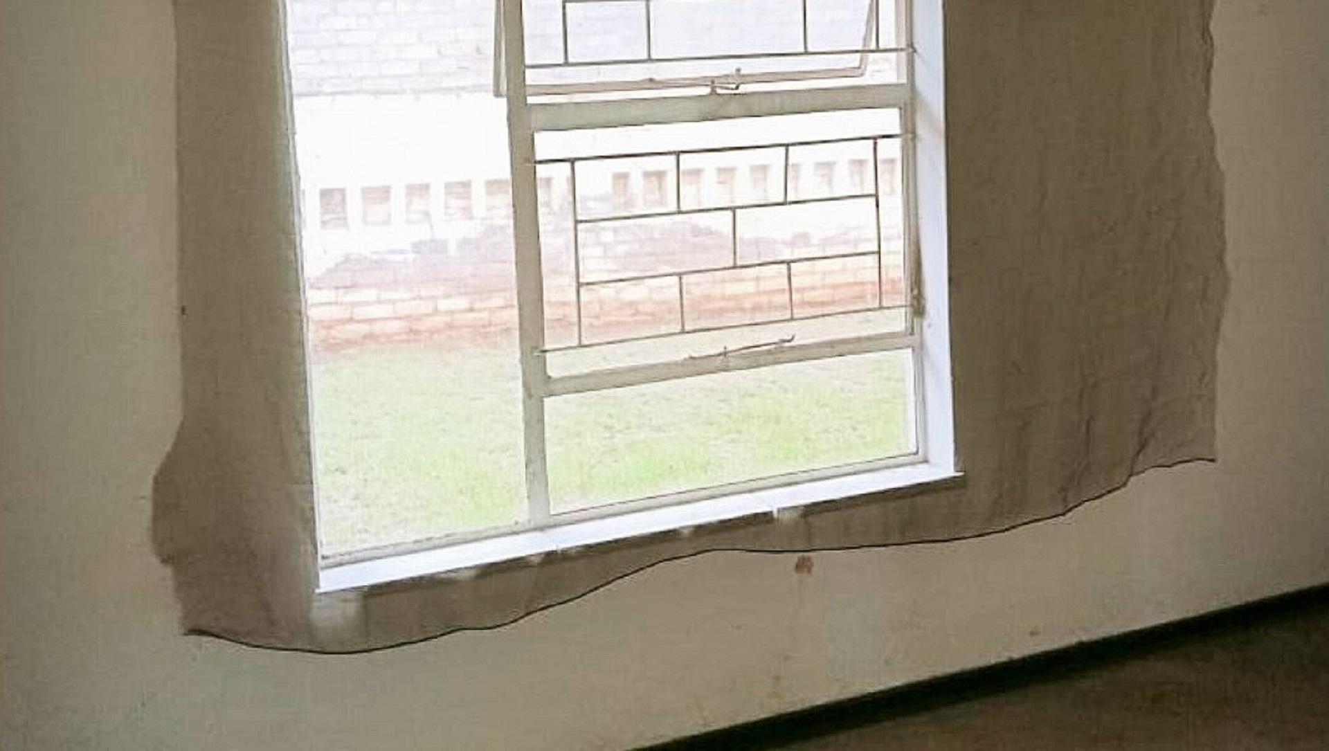 Bed Room 1 of property in Zakariyya Park