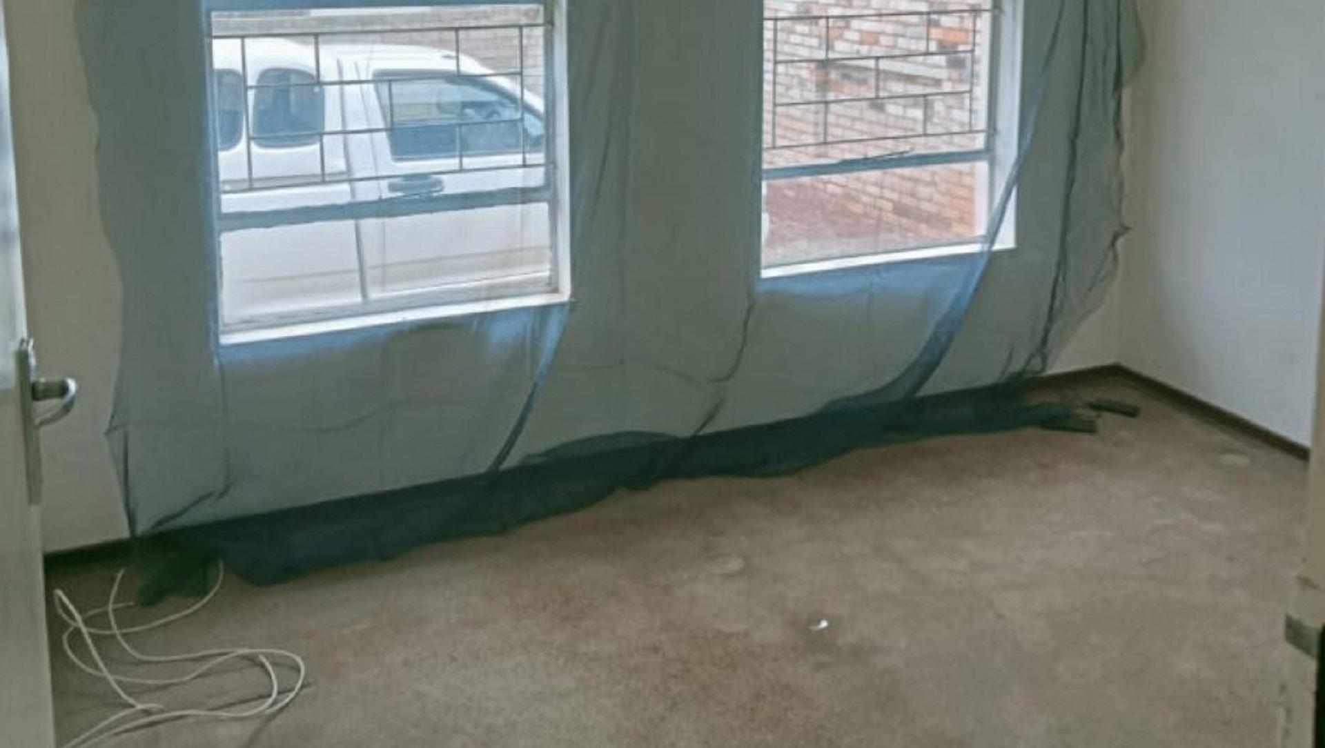 Bed Room 2 of property in Zakariyya Park