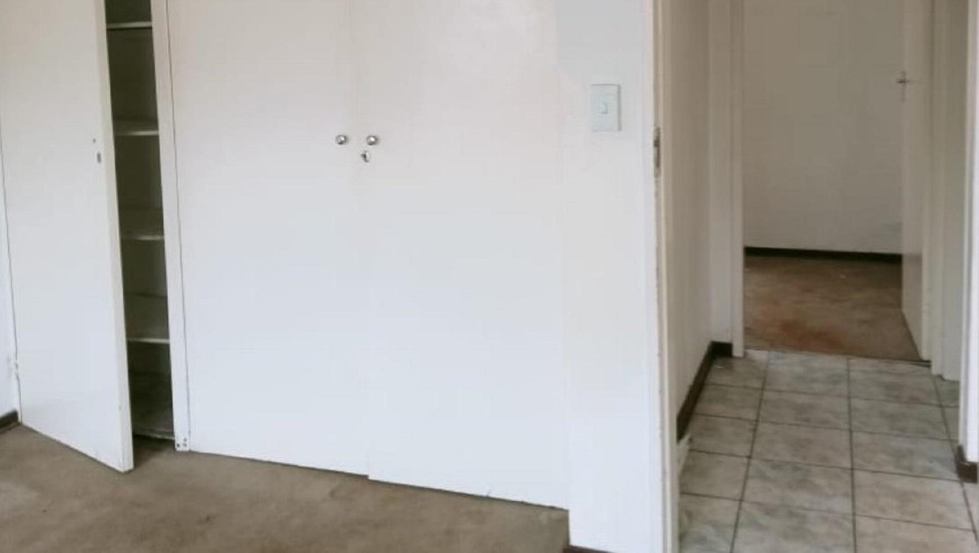 Bed Room 3 of property in Zakariyya Park