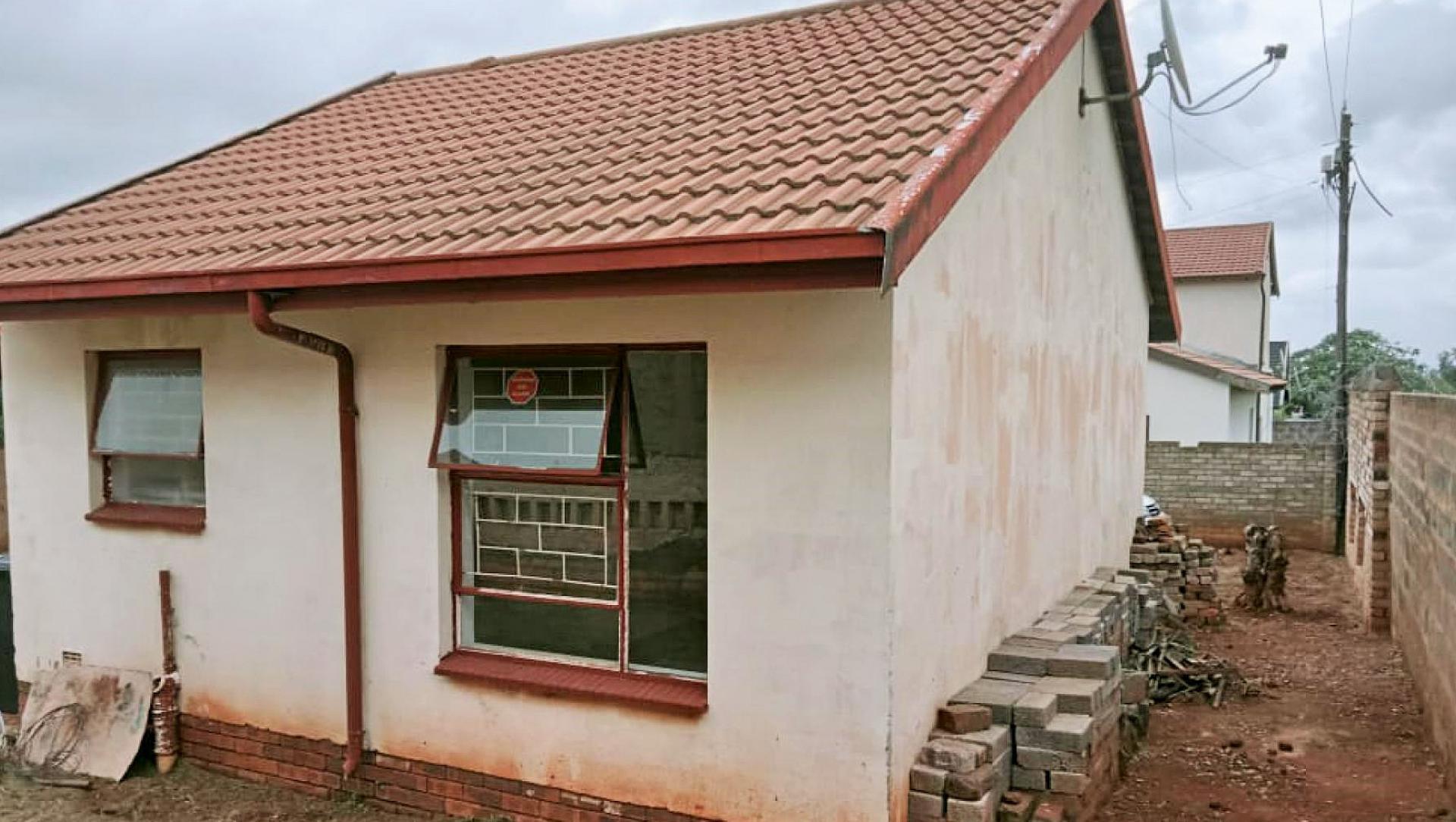 Backyard of property in Zakariyya Park