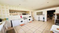 Kitchen of property in Brackendowns
