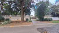 Front View of property in Brackendowns