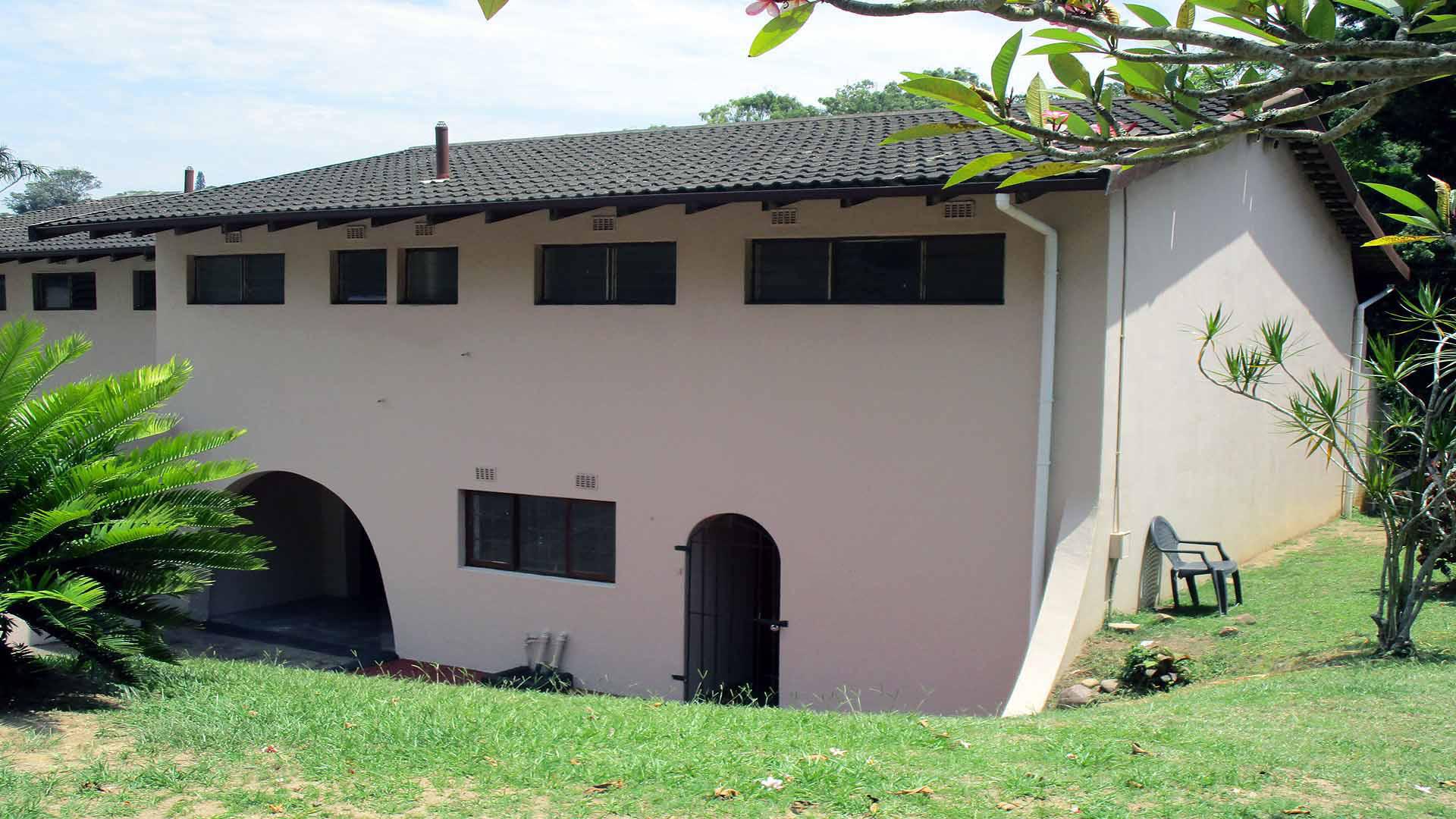 Front View of property in Amanzimtoti 