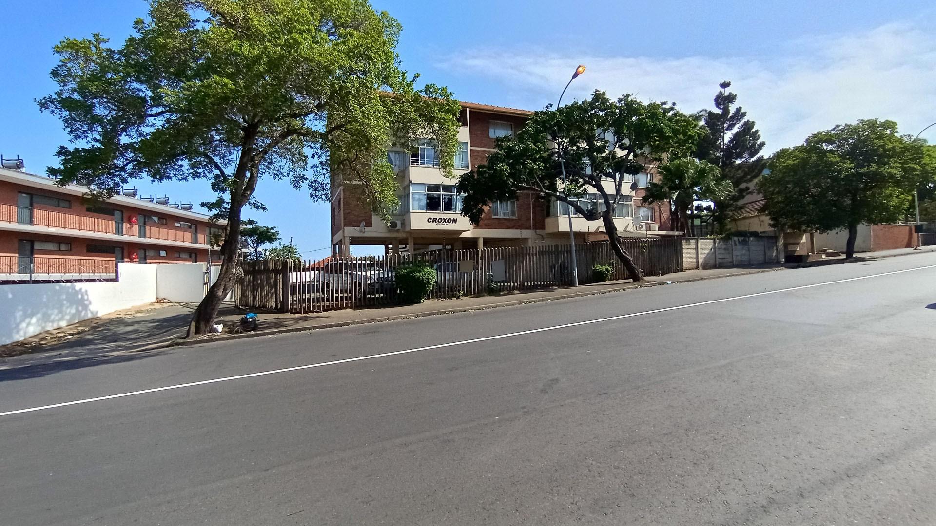 Front View of property in Durban Central