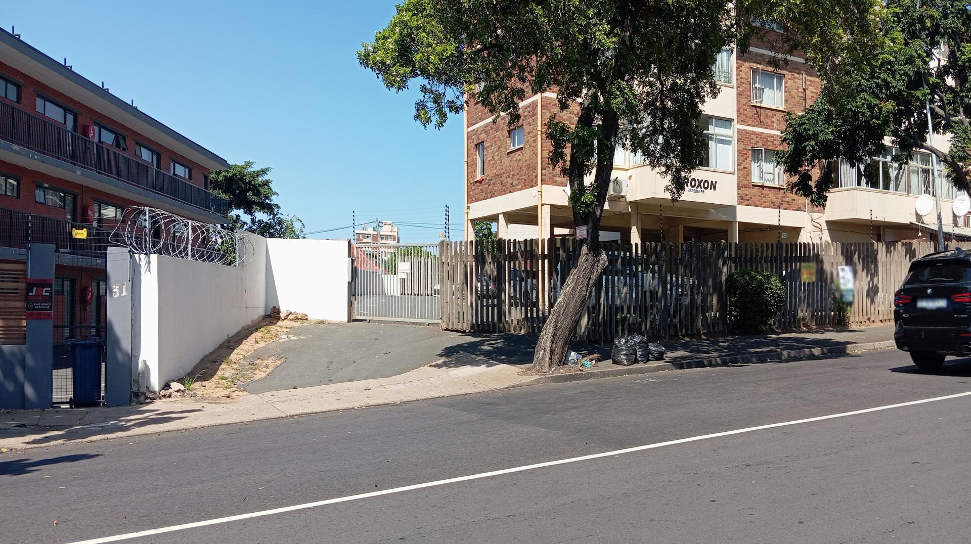 Front View of property in Durban Central