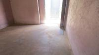 Bed Room 3 - 29 square meters of property in Roodekop