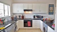 Kitchen - 12 square meters of property in Pennington