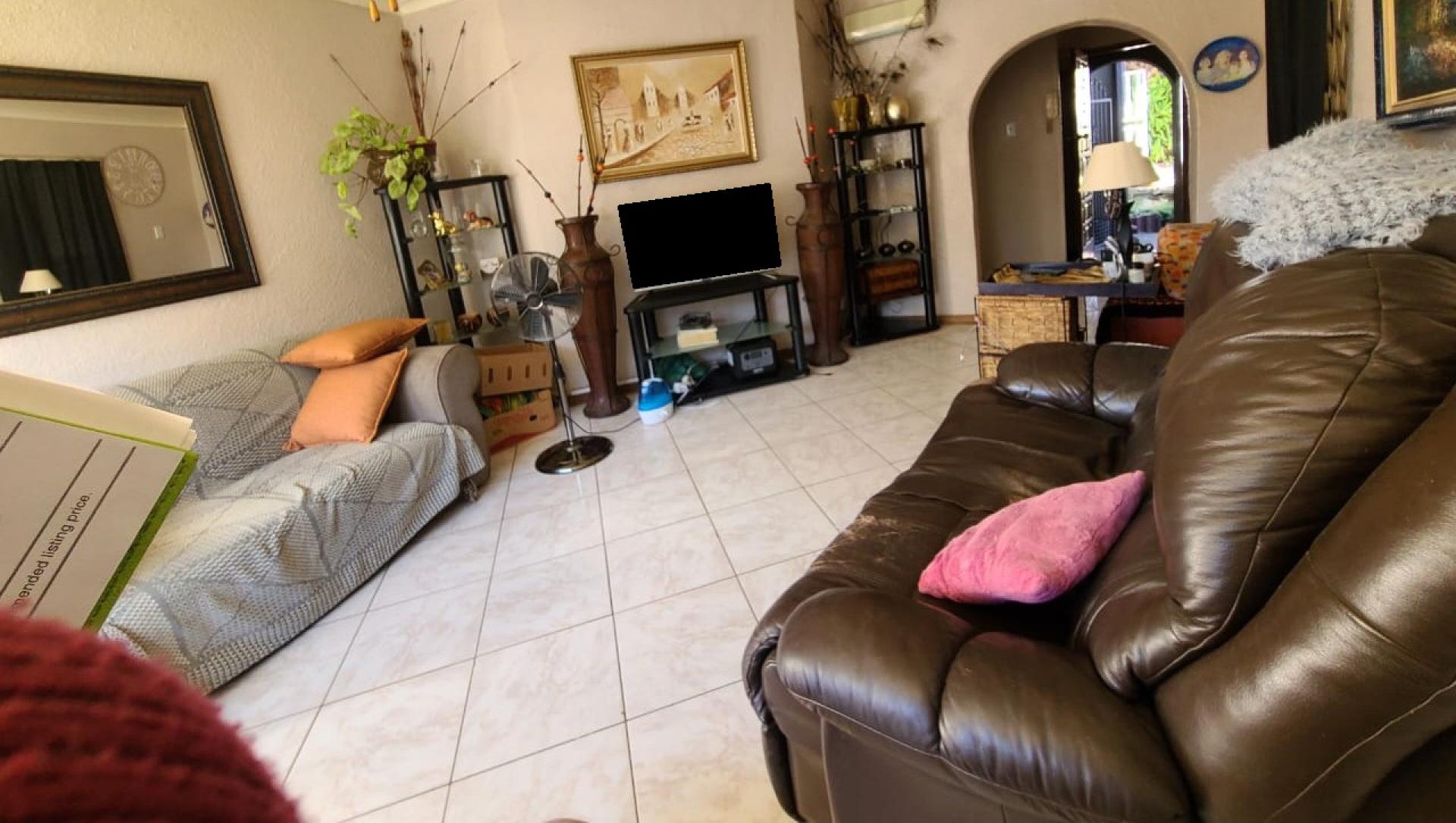 Lounges of property in Emalahleni (Witbank) 