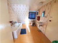 Bathroom 1 of property in Pietermaritzburg (KZN)