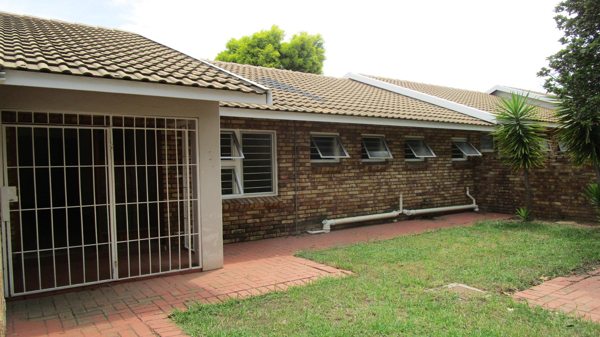 Front View of property in Bronkhorstspruit