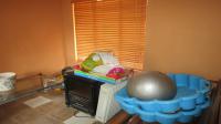 Bed Room 1 - 23 square meters of property in Glenmarais (Glen Marais)