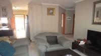Lounges - 29 square meters of property in Glen Marais