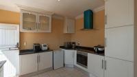 Kitchen - 21 square meters of property in Kookrus