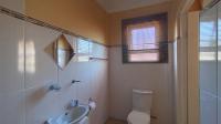 Bathroom 2 - 6 square meters of property in Kookrus