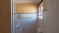 Bathroom 3+ - 9 square meters of property in Kookrus