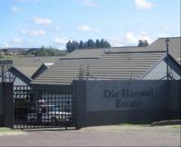 Front View of property in Die Heuwel