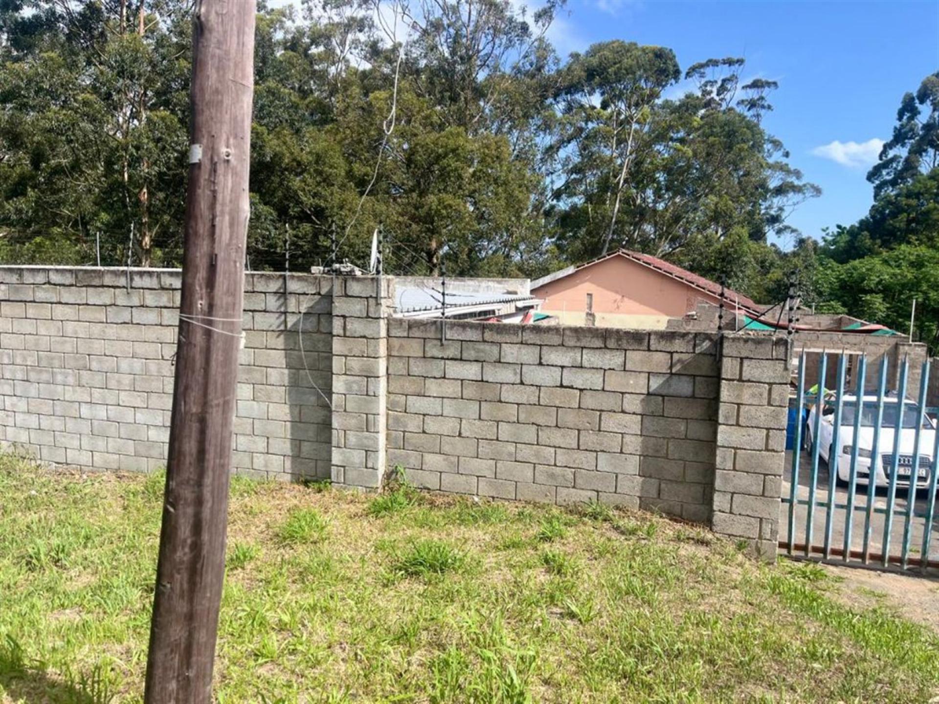 Front View of property in Stoneydrift
